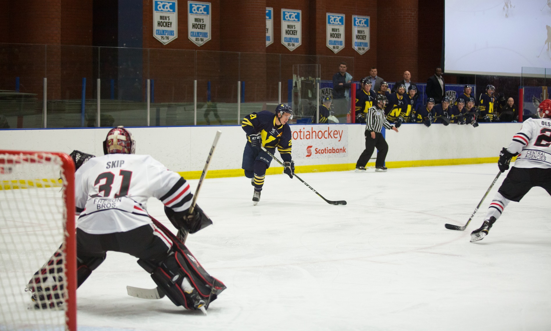 Ooks Dominate Clippers